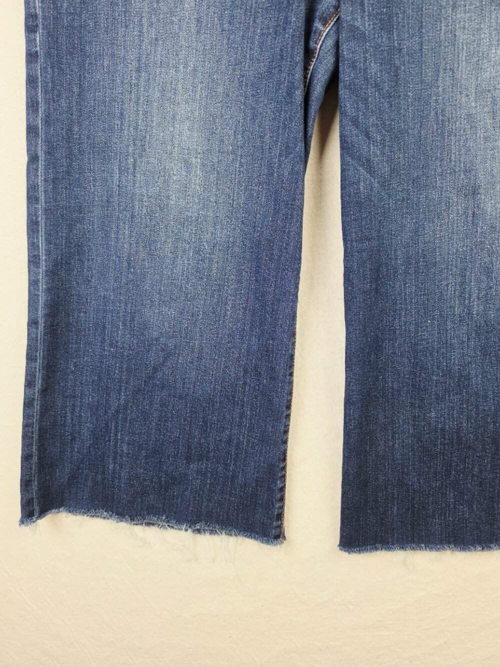 Kut From The Kloth Meg High Rise Fab Ab Wide Leg Raw Hem Ankle Crop size 12 - Picture 5 of 13